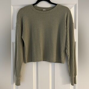 Aritzia Wilfred Free Sage Green Ribbed Knit Crewneck Sweater Size S